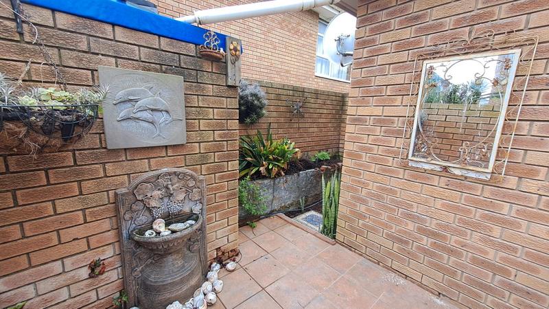 3 Bedroom Property for Sale in Stilbaai Wes Western Cape